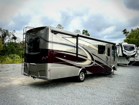 2020 Newmar Bay Star Sport 3014 RV Photo 2