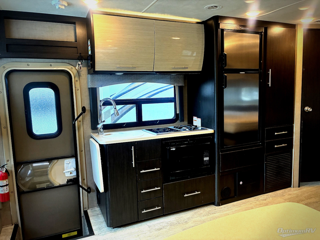 2019 Thor Vegas 25.6 Photo 6