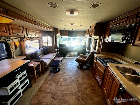 2013 Tiffin Allegro 34 TGA RV Photo 2