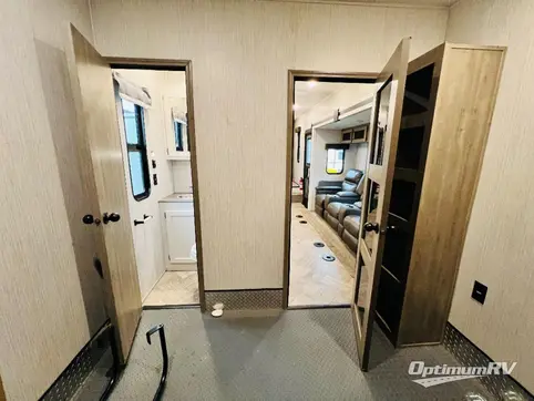 2022 Palomino Puma Unleashed 383-DSS RV Photo 3