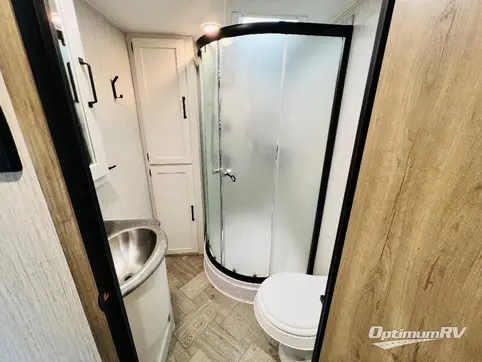 2022 Palomino Puma Unleashed 383-DSS RV Photo 4
