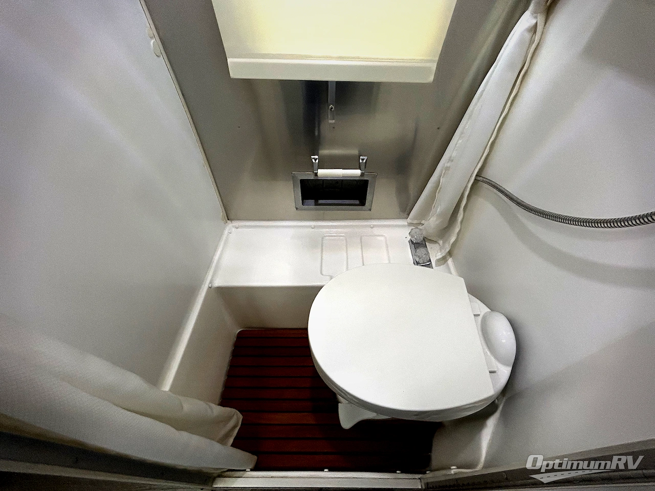 2017 Airstream Sport 16 Photo 13