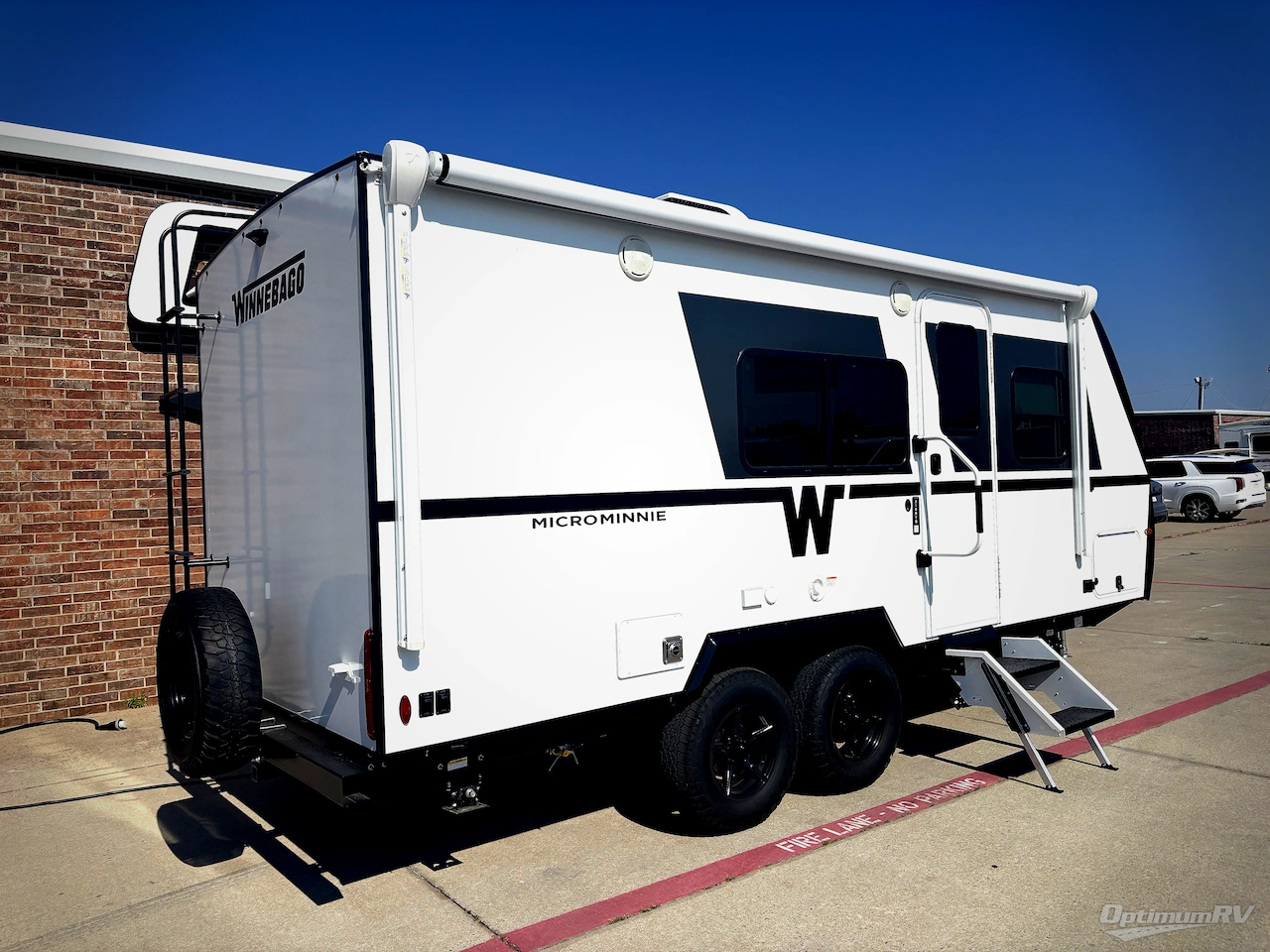 2027 Winnebago Micro Minnie 2108TB Photo 2