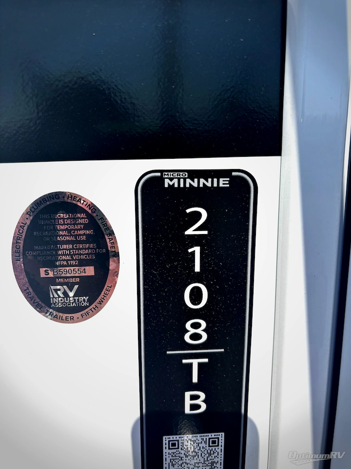 2027 Winnebago Micro Minnie 2108TB Photo 4