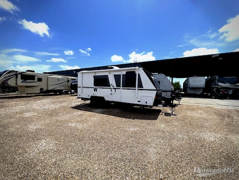 New 2027 Winnebago Micro Minnie 2200MBH Featured Photo