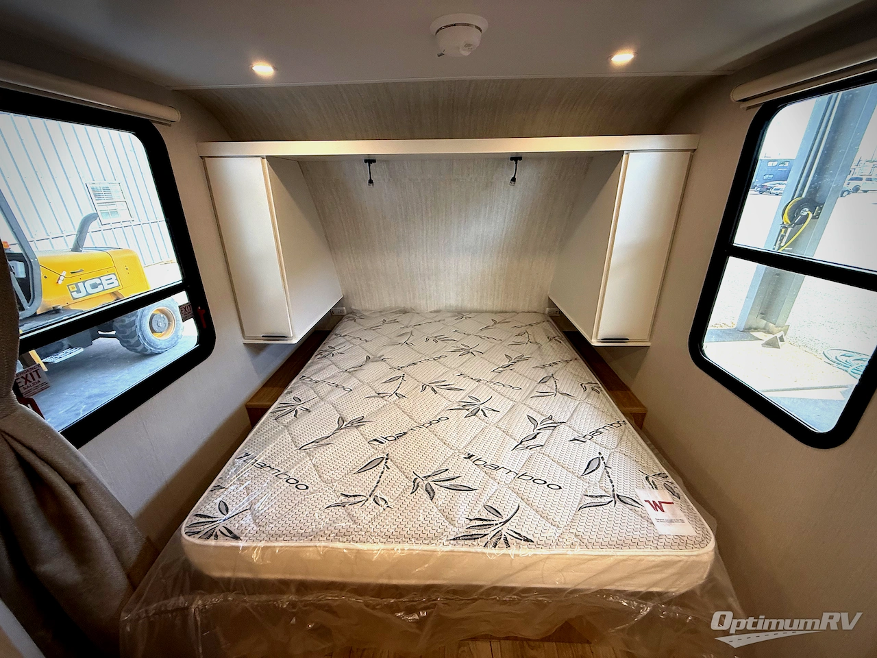 2027 Winnebago Micro Minnie 2200FBH Photo 5