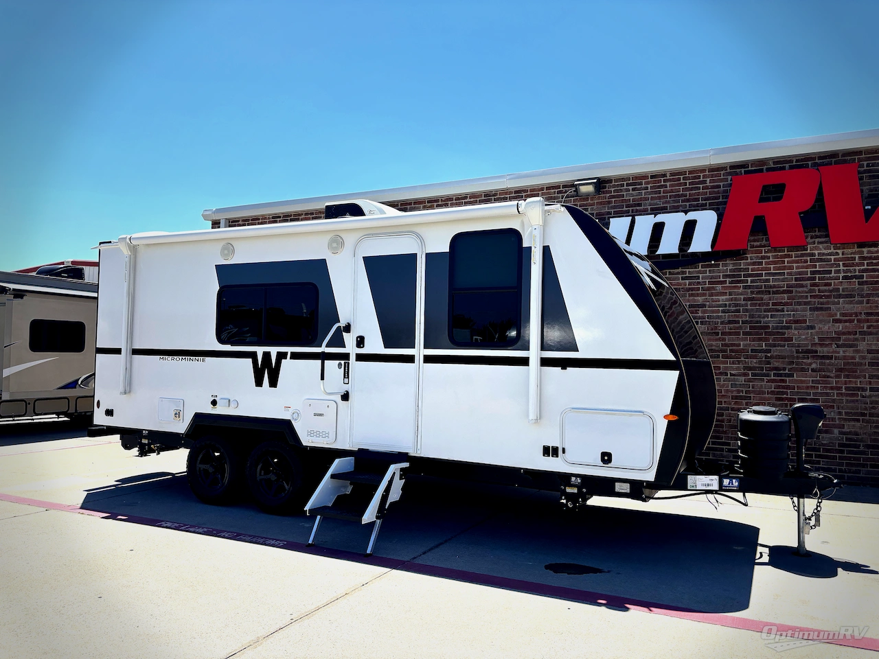2027 Winnebago Micro Minnie 2200FBH Photo 1