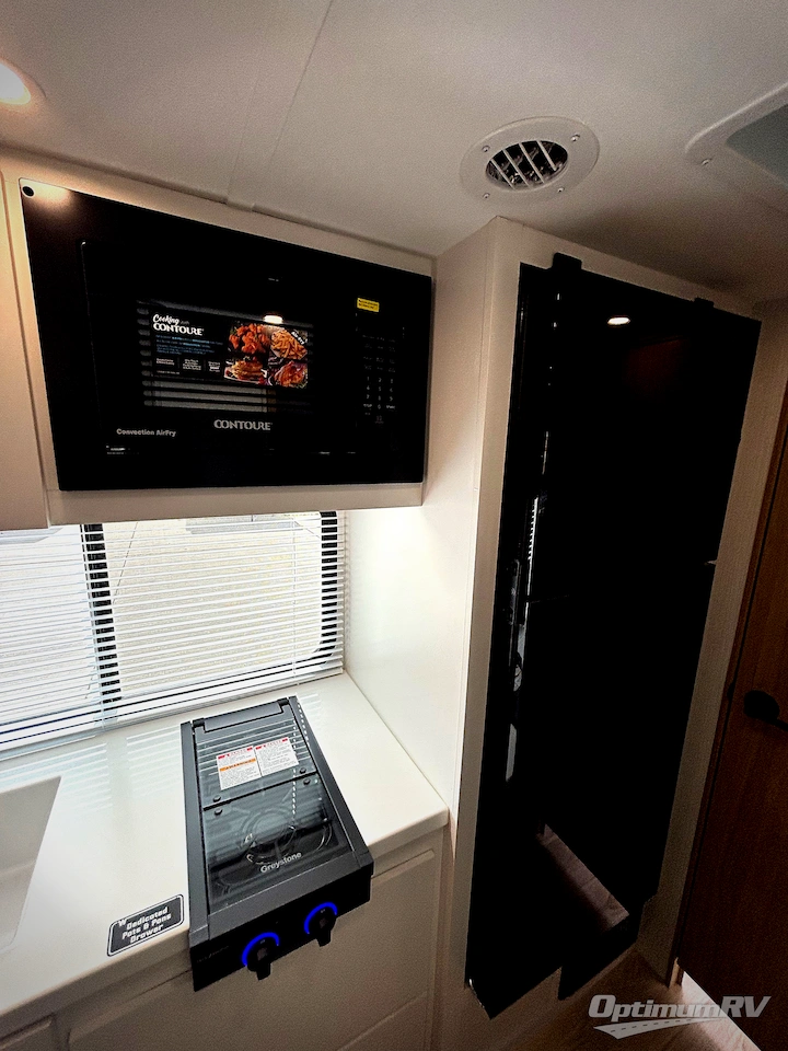 2027 Winnebago Micro Minnie 1800BH Photo 9