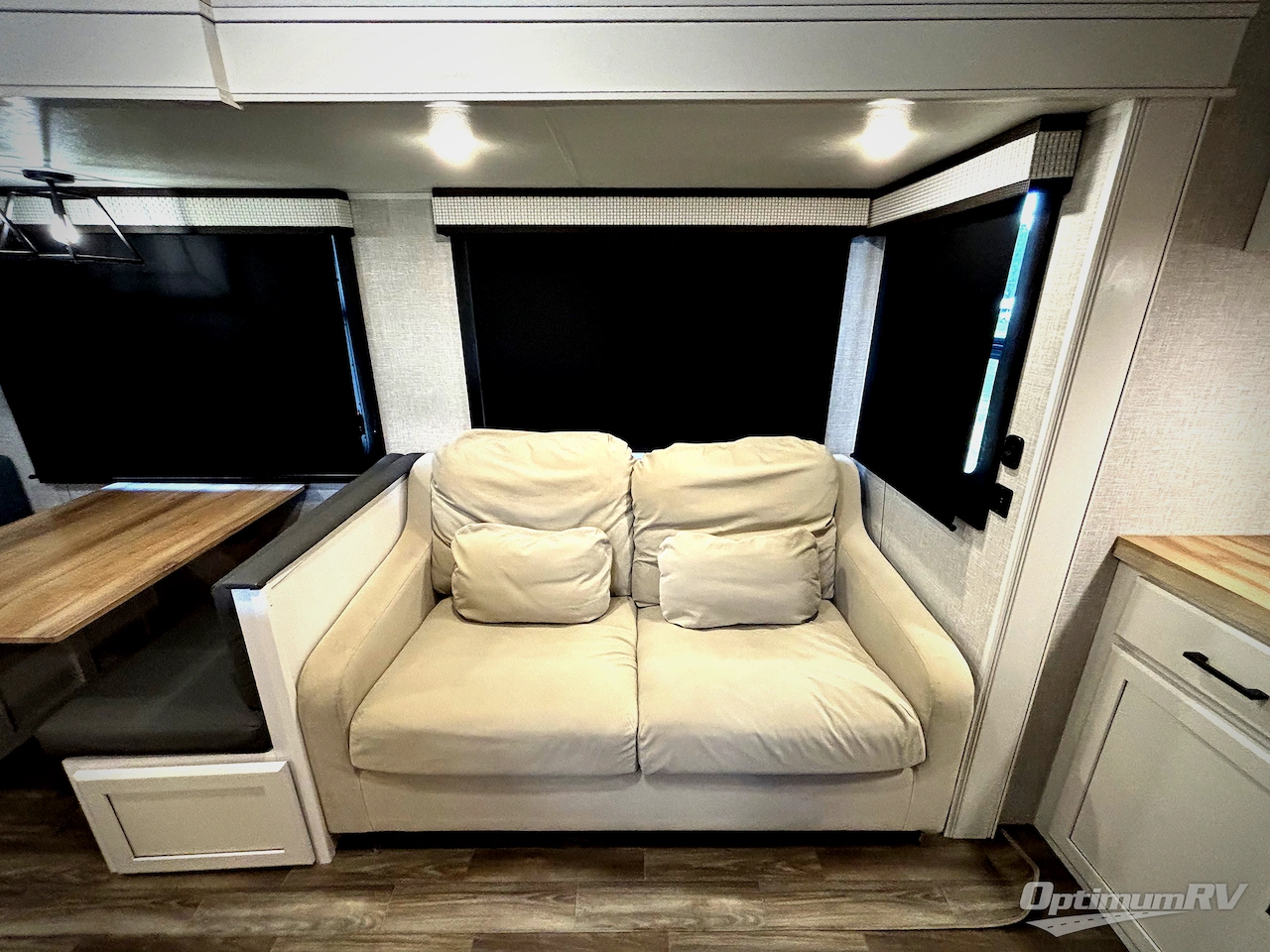 2024 Jayco Eagle 312BHOK Photo 13
