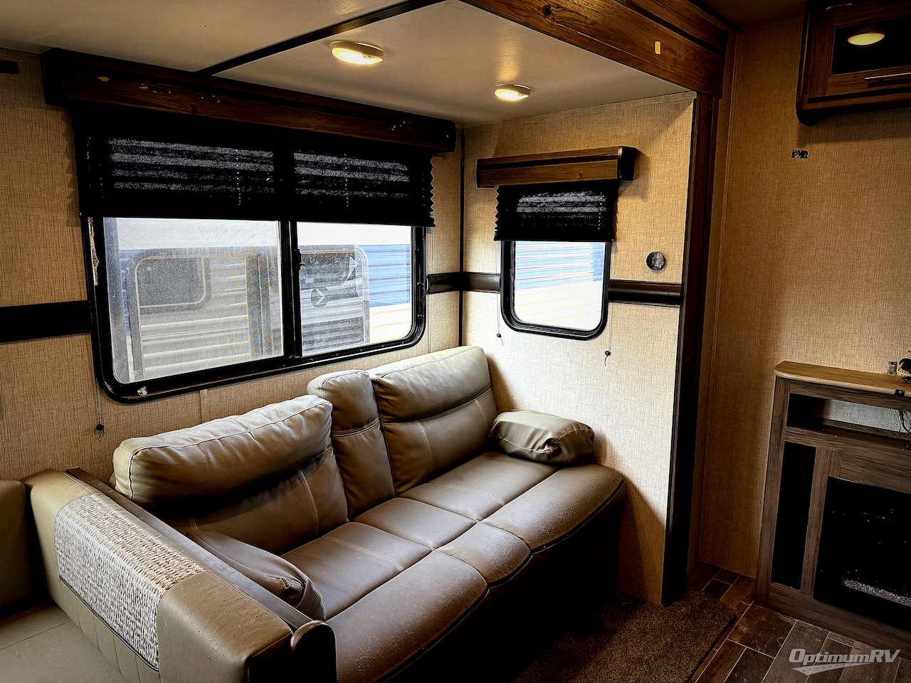 2022 CrossRoads Zinger ZR290KB Photo 4