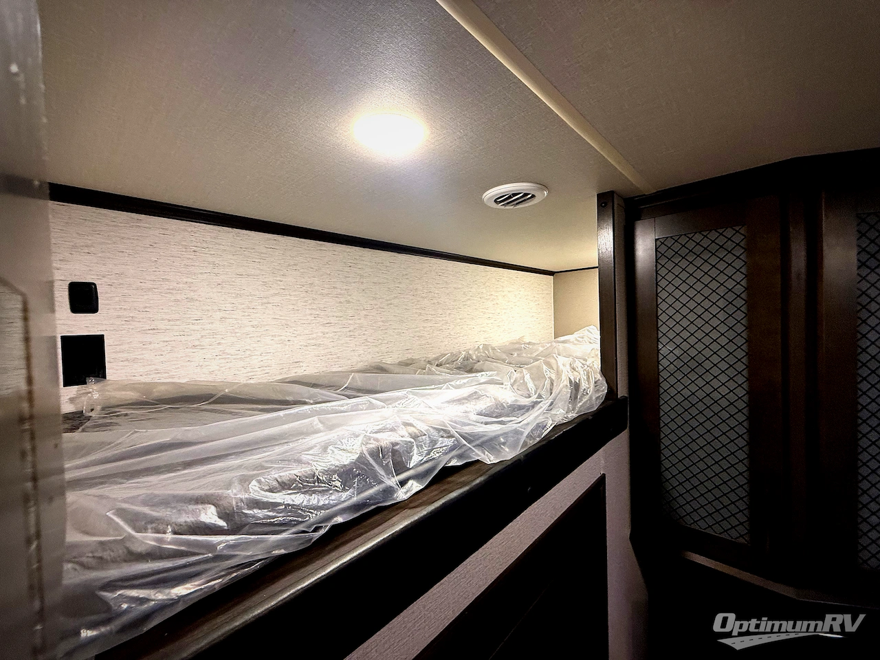 2021 Grand Design Momentum M-Class 351M Photo 12