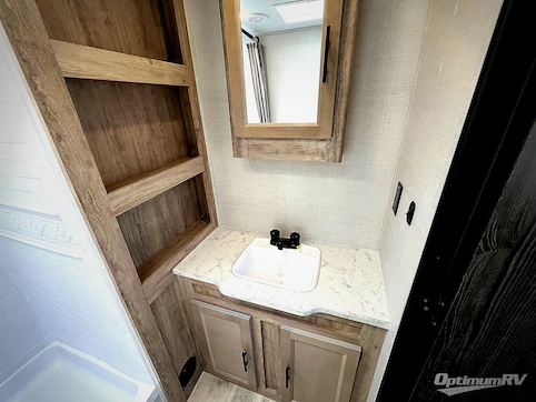 2023 Gulf Stream Kingsport 299RLI RV Photo 4