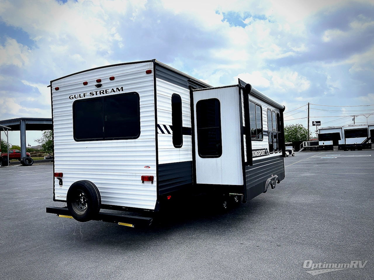 2023 Gulf Stream Kingsport 299RLI Photo 2