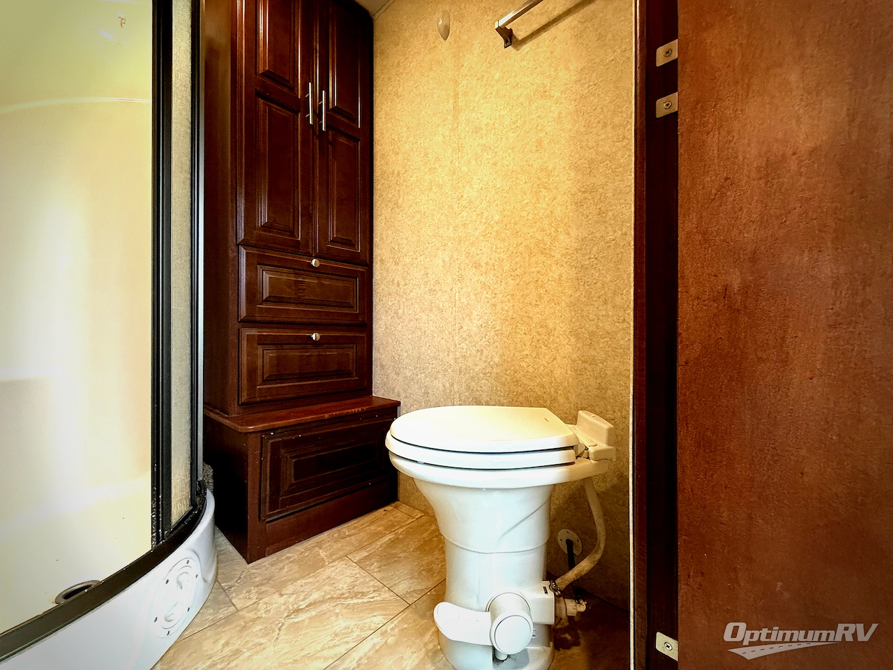 2016 Forest River Georgetown XL 377TS Photo 18