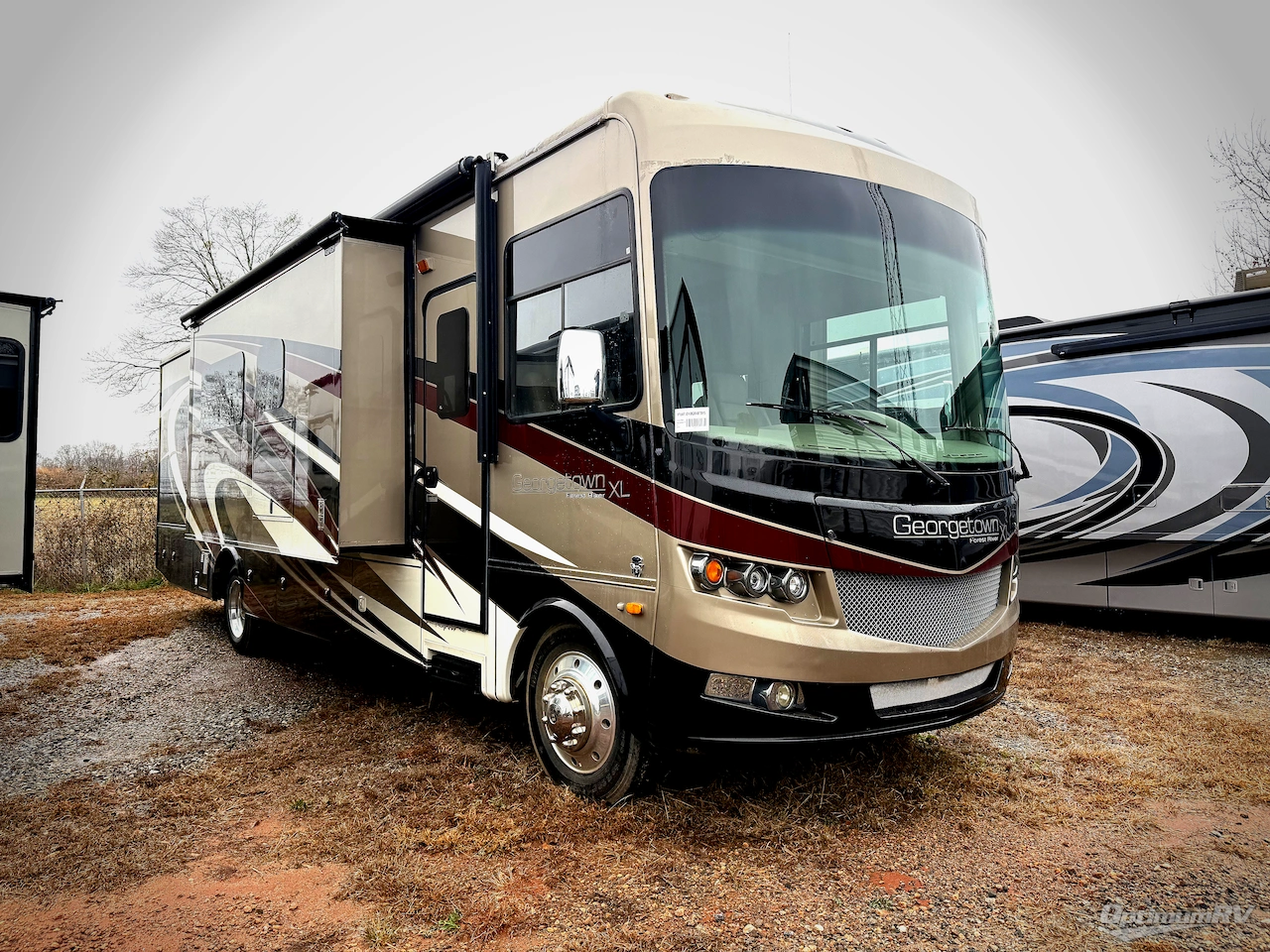 2016 Forest River Georgetown XL 377TS Photo 1