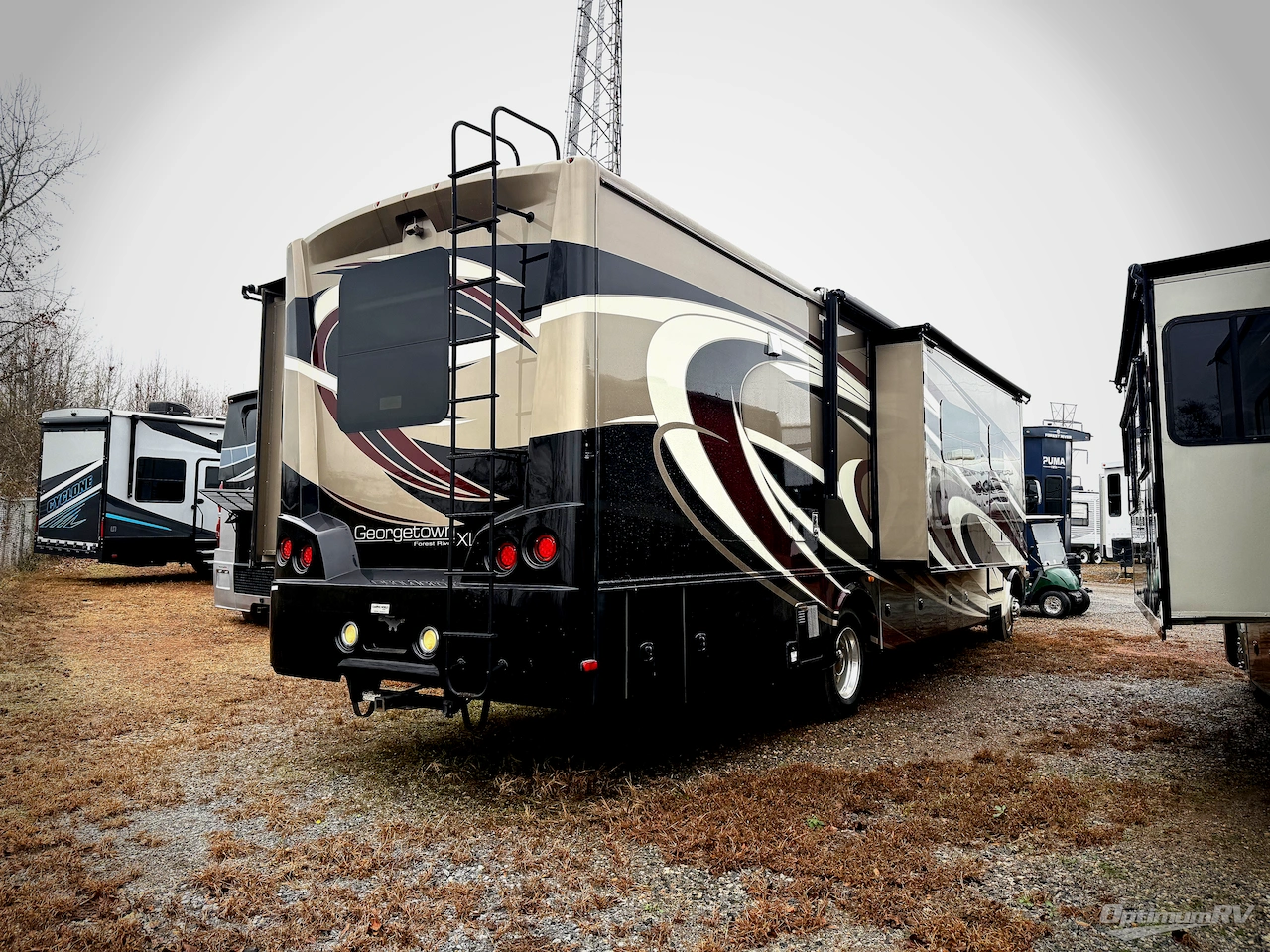 2016 Forest River Georgetown XL 377TS Photo 2