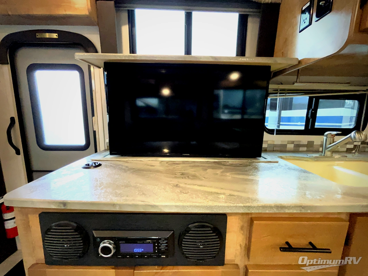 2022 Coachmen Leprechaun Premier 319MB Ford 450 Photo 19