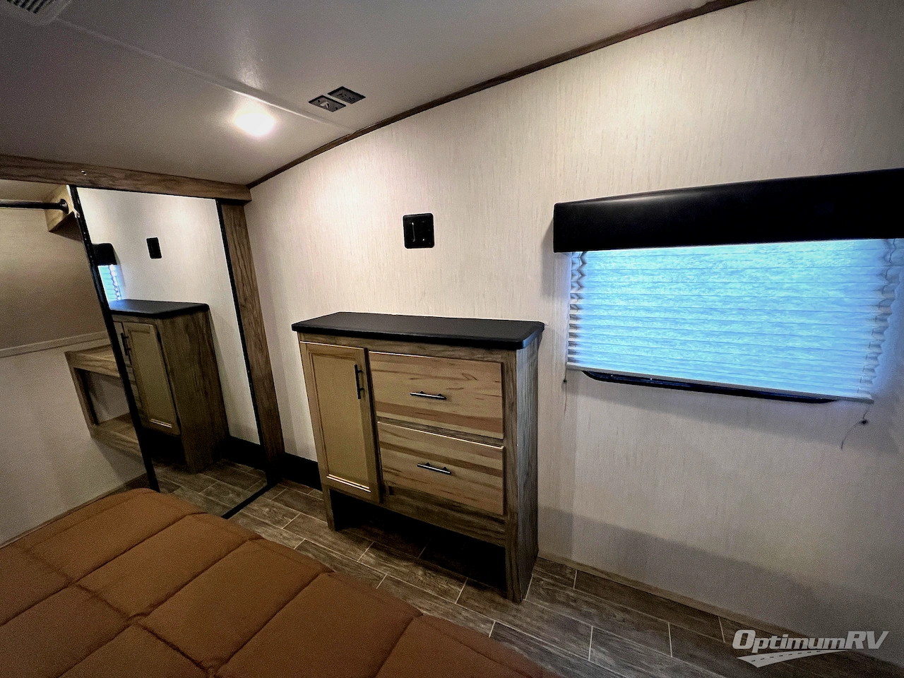 2021 Forest River Cherokee Arctic Wolf Suite 3550 Photo 30