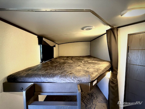 2021 Cruiser Twilight Signature TWS 2800 RV Photo 2