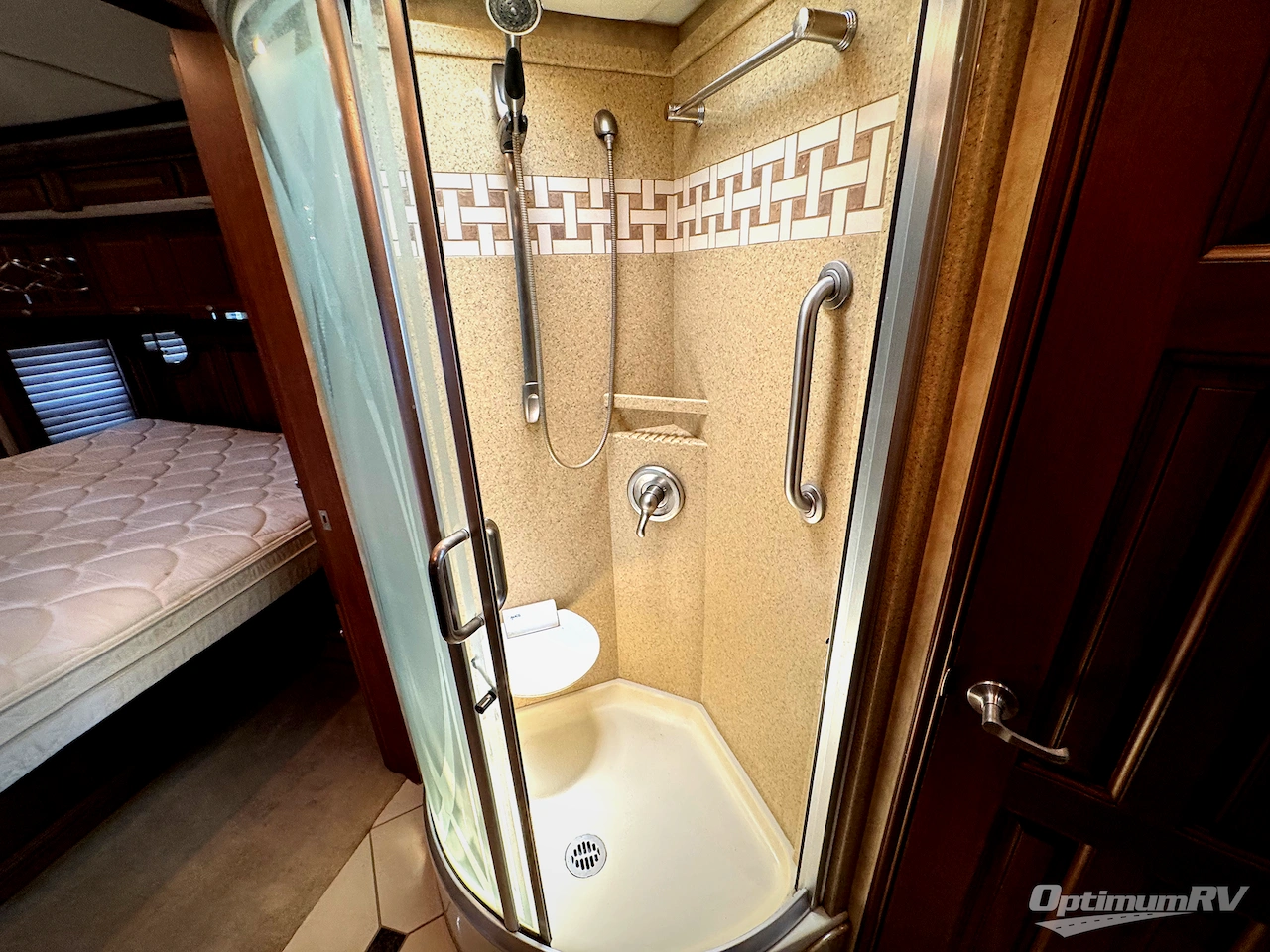 2008 Newmar Essex EXDP 4502 Photo 20