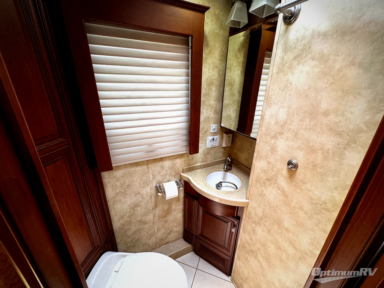 2008 Newmar Essex EXDP 4502 Photo 21