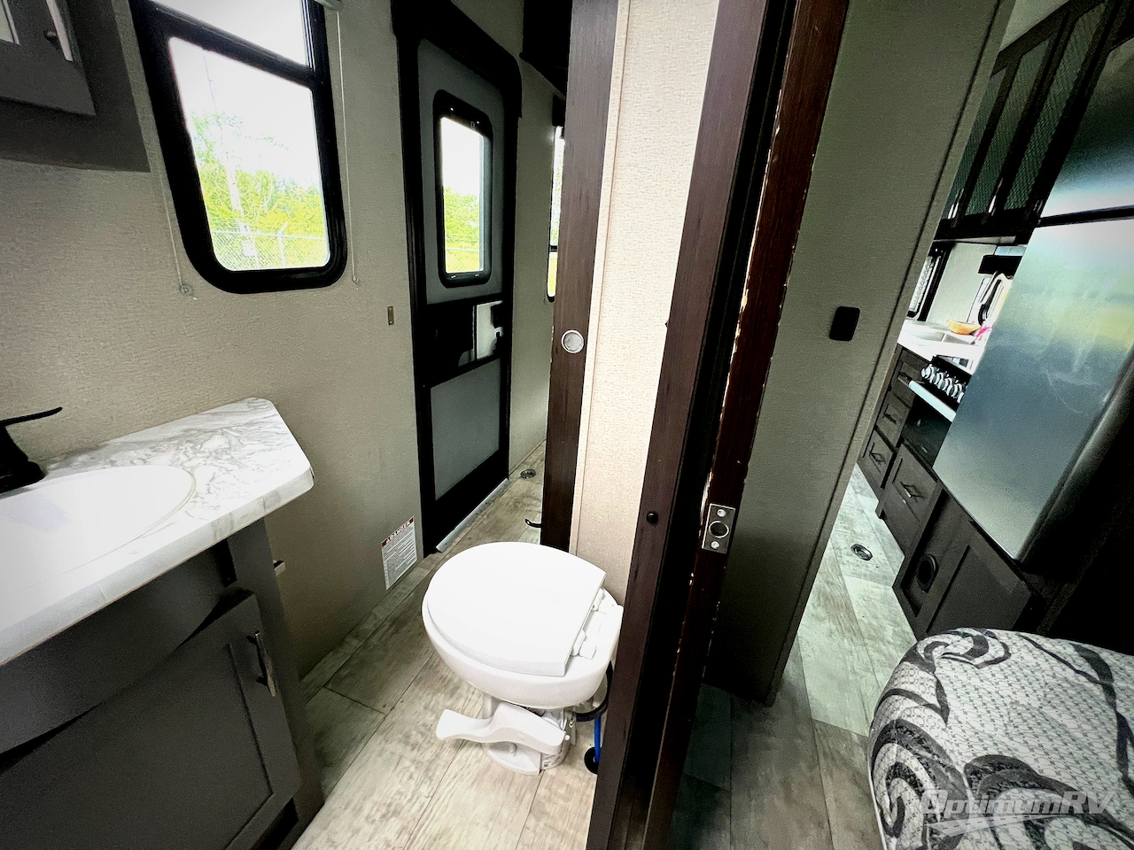 2022 Grand Design Momentum G-Class 23G Photo 20