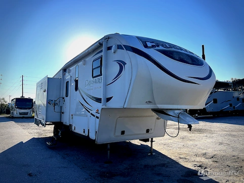 Used 2013 Prime Time Crusader 295RST Featured Photo