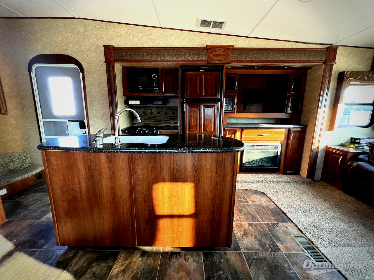 2013 Prime Time Crusader 295RST Photo 10