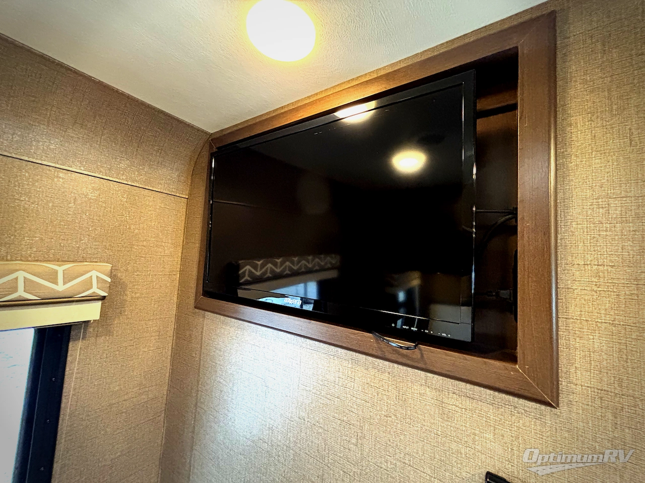 2019 Thor Freedom Traveler A27 Photo 16