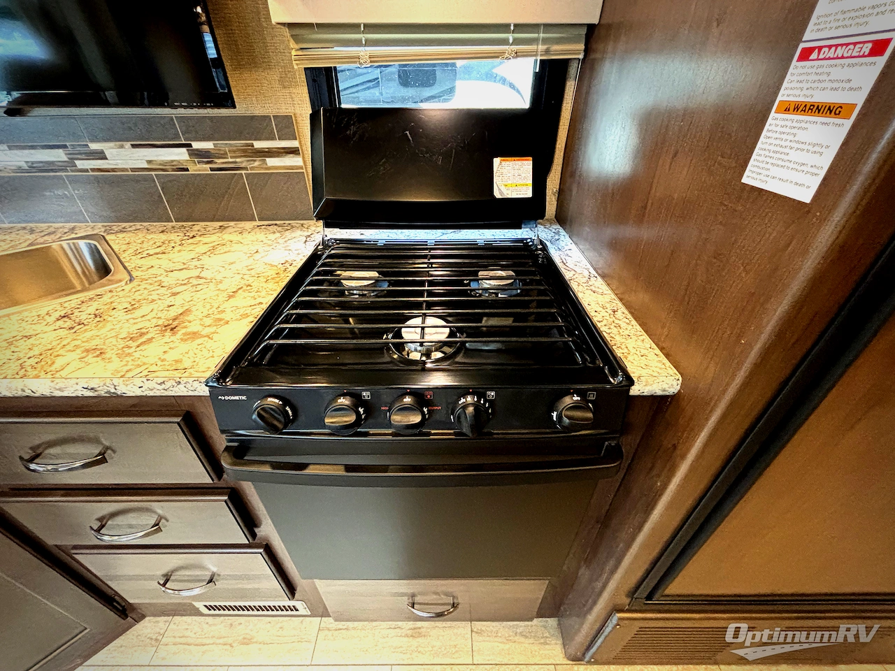 2019 Thor Freedom Traveler A27 Photo 18