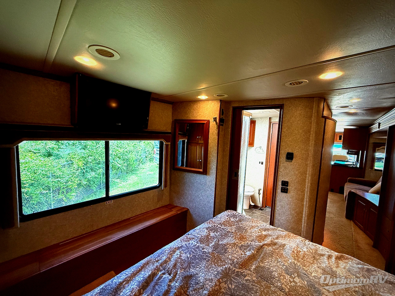 2010 Winnebago Journey 40T Photo 18