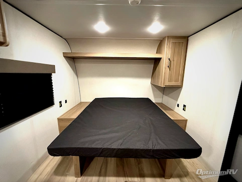 2025 Keystone Coleman 17R RV Photo 2