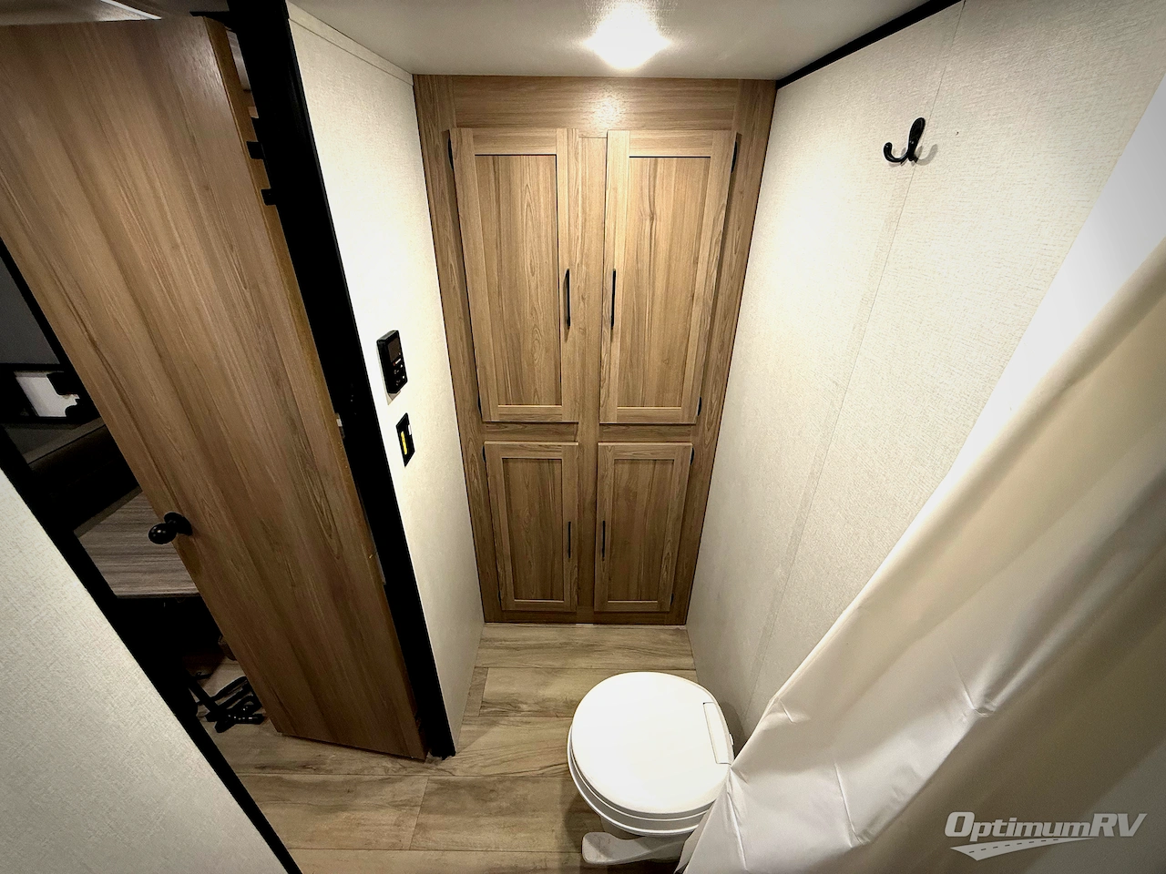 2025 Keystone Coleman 17R Photo 17