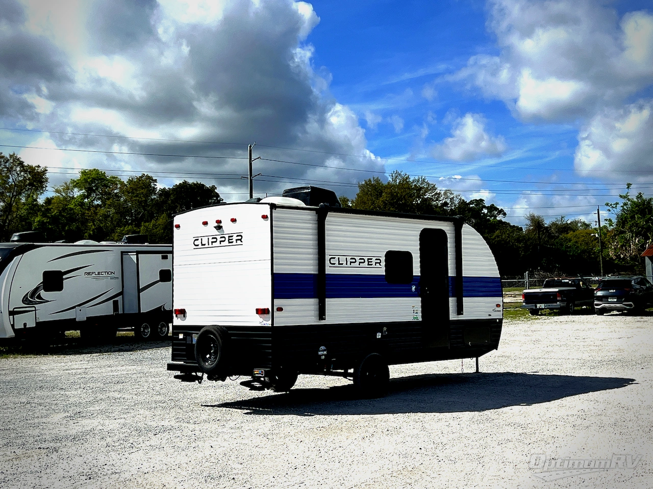 2024 Coachmen Clipper Cadet 17CBH Photo 2