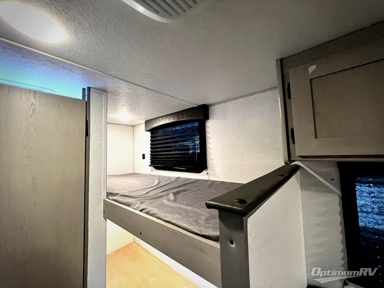 2024 Coachmen Clipper Cadet 17CBH Photo 15