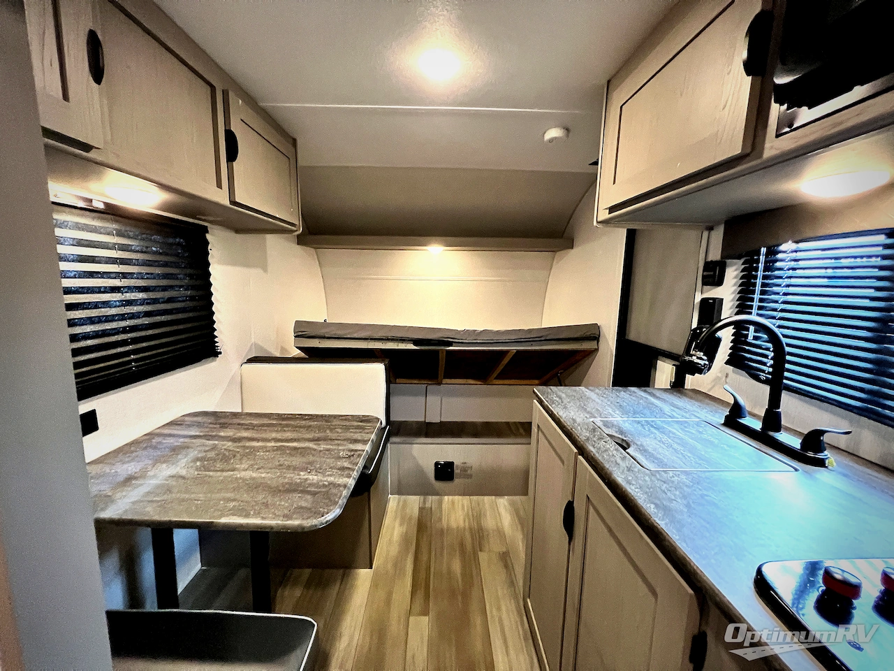 2024 Coachmen Clipper Cadet 17CBH Photo 7