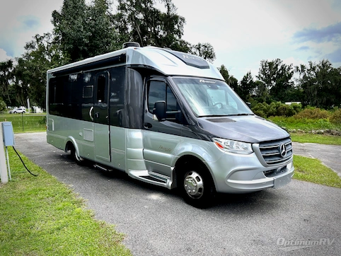 Used 2021 Regency ULTRABROUGH 25MB Featured Photo