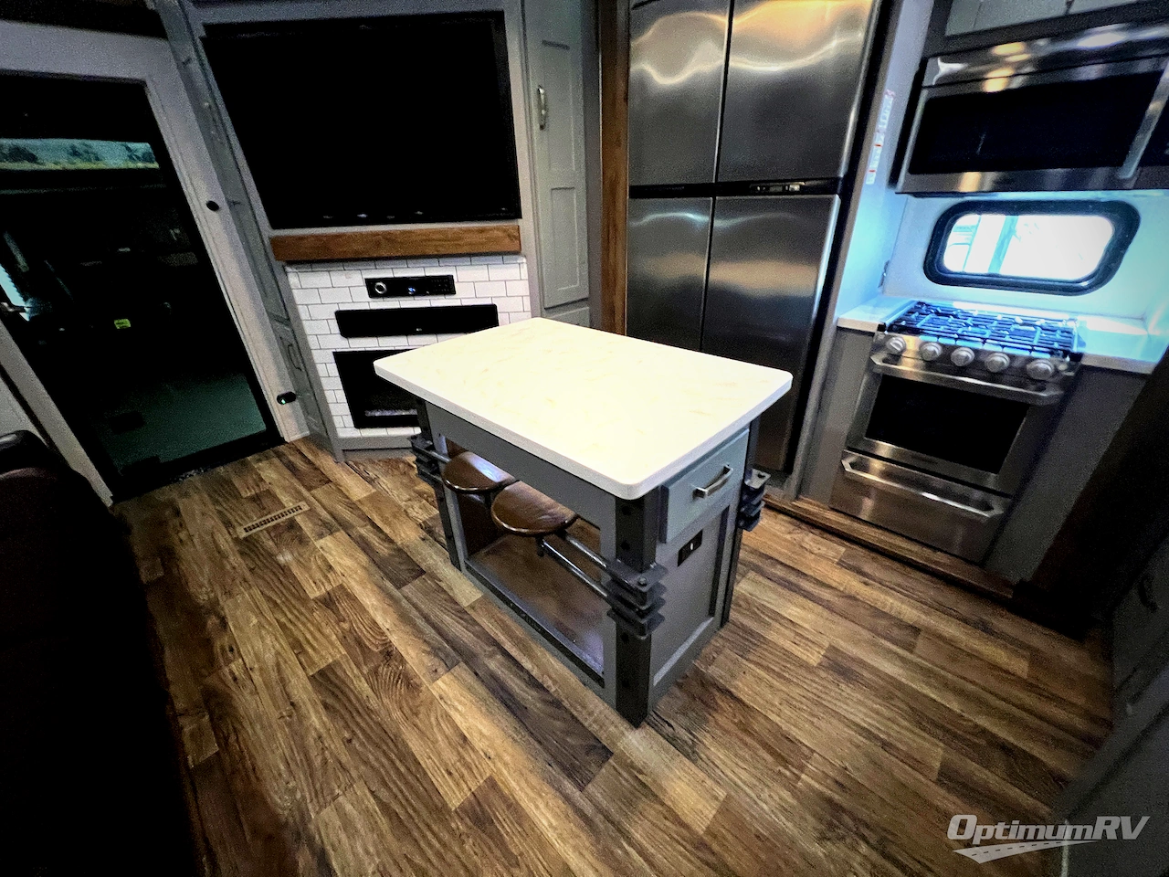 2020 Keystone Fuzion 373 Photo 10