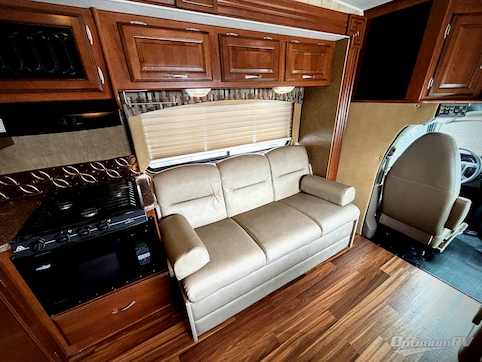 2014 Coachmen Concord 280LE RV Photo 4