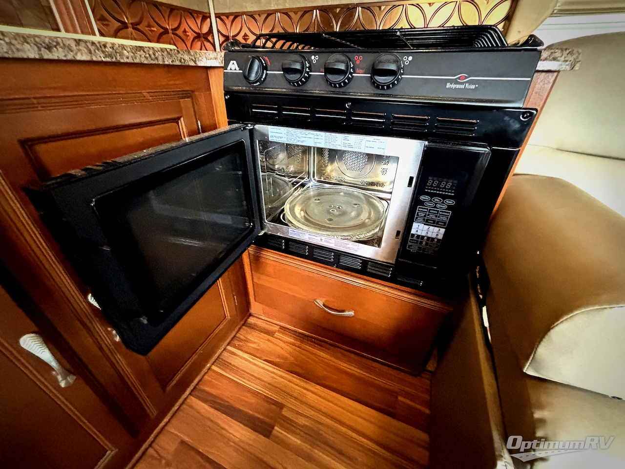 2014 Coachmen Concord 280LE Photo 10