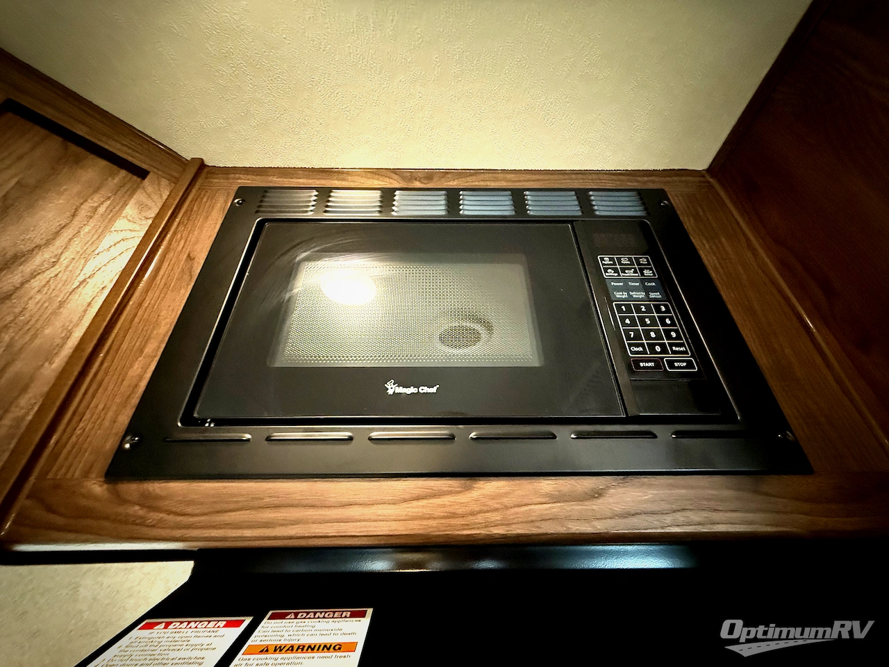 2017 Forest River Flagstaff Super Lite 27BHWS Photo 12