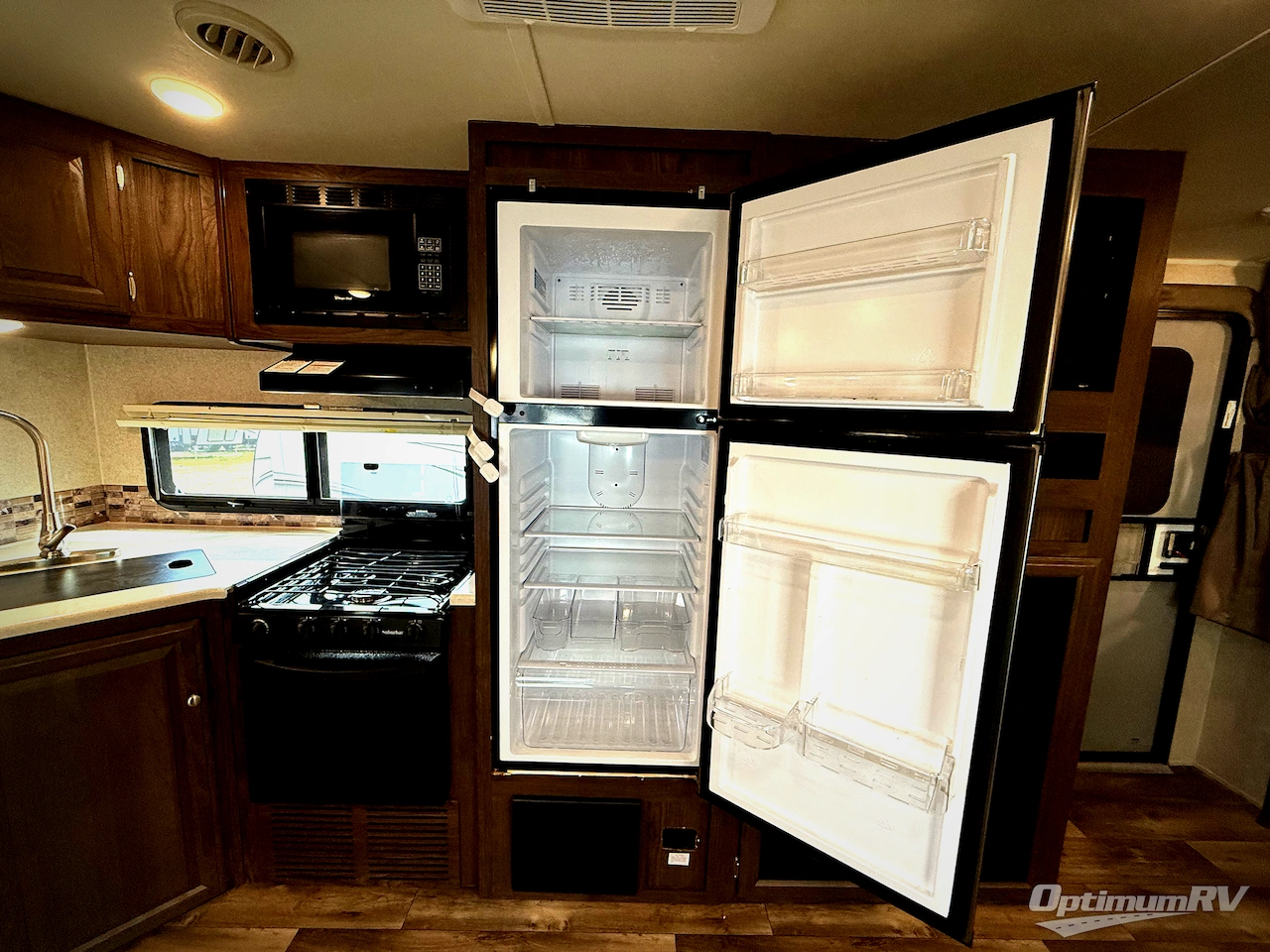 2017 Forest River Flagstaff Super Lite 27BHWS Photo 13