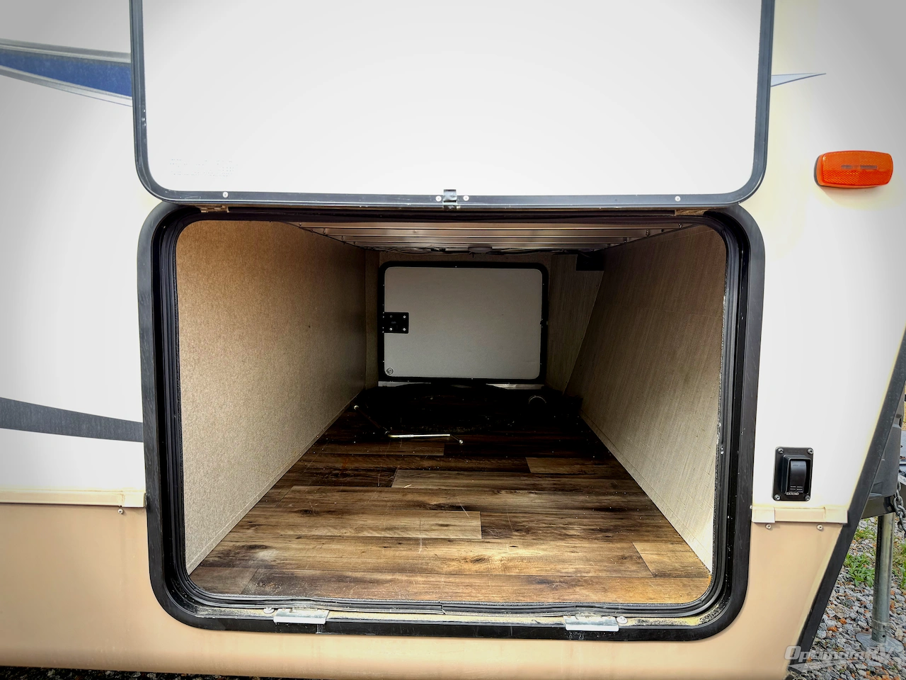 2017 Forest River Flagstaff Super Lite 27BHWS Photo 21