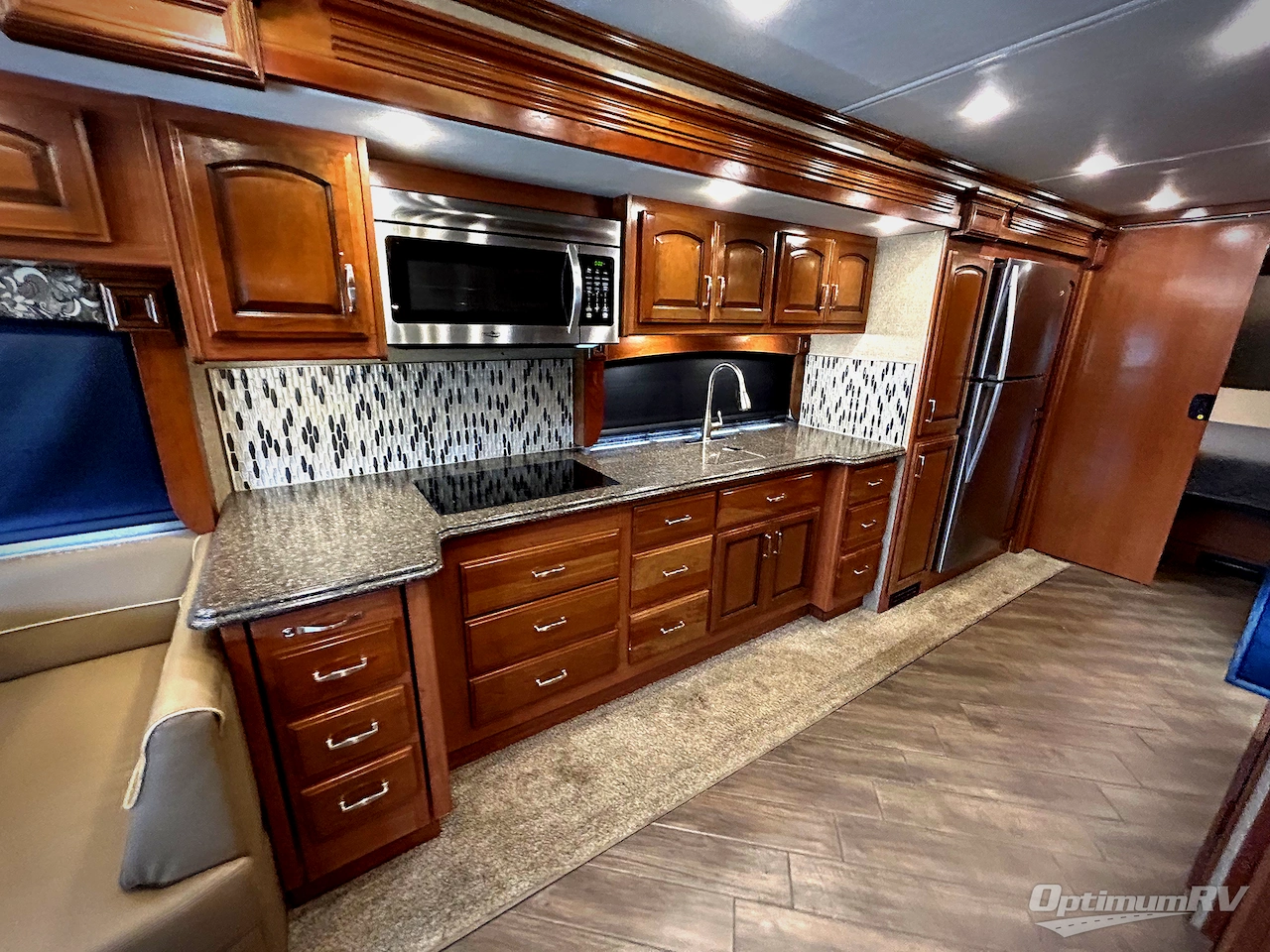 2018 Holiday Rambler Endeavor XE 38F Photo 9
