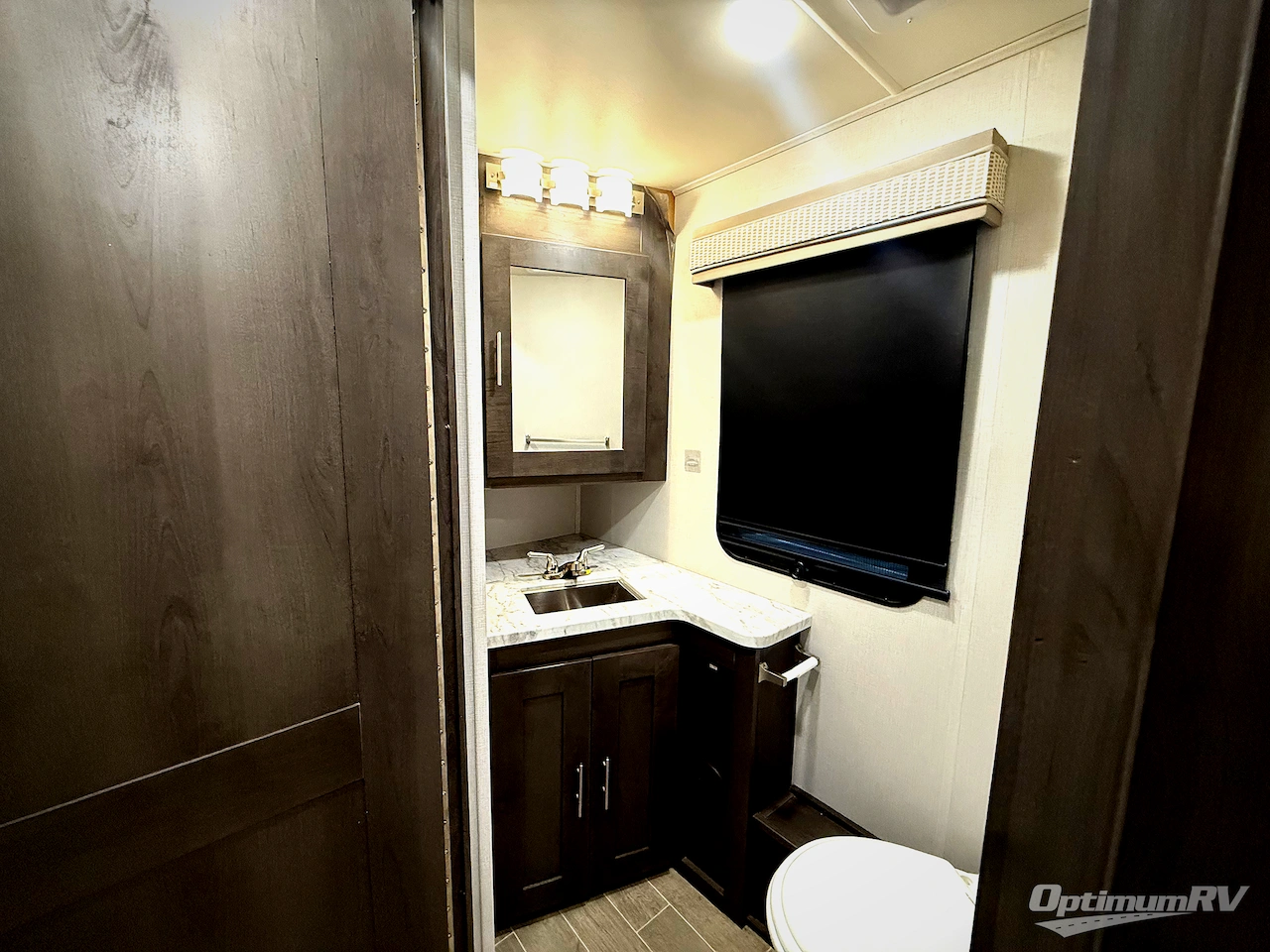 2021 Forest River Georgetown 5 Series 31L5 Photo 16