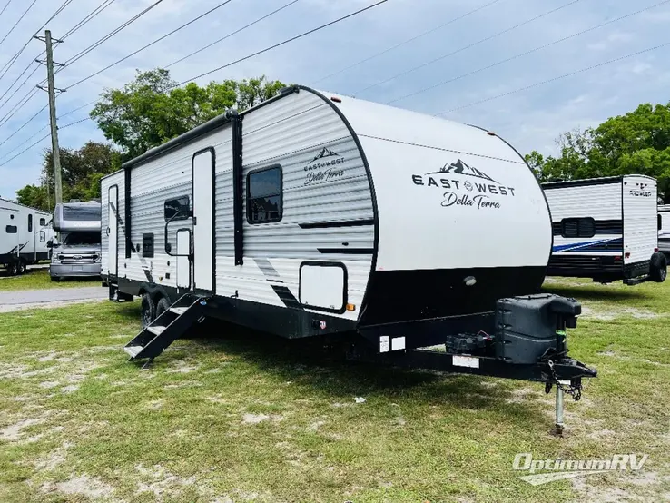 2022 East To West Della Terra 271BH RV Photo 1