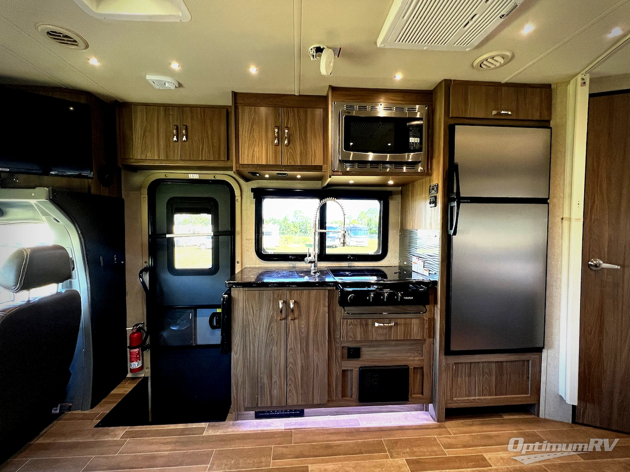 2018 Dynamax isata 3 24FW Photo 10