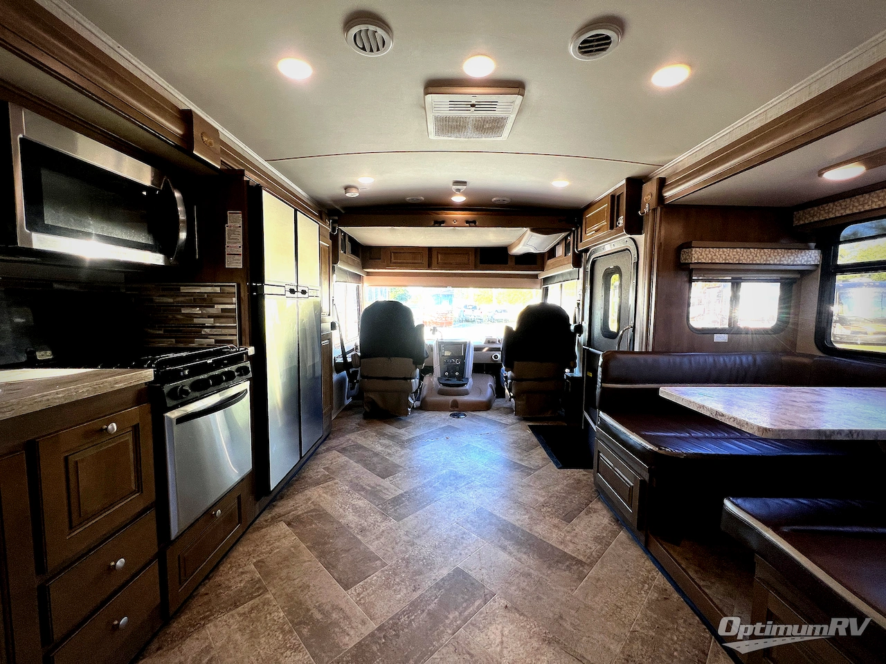2019 Forest River Georgetown 5 Series 34H5 Photo 5