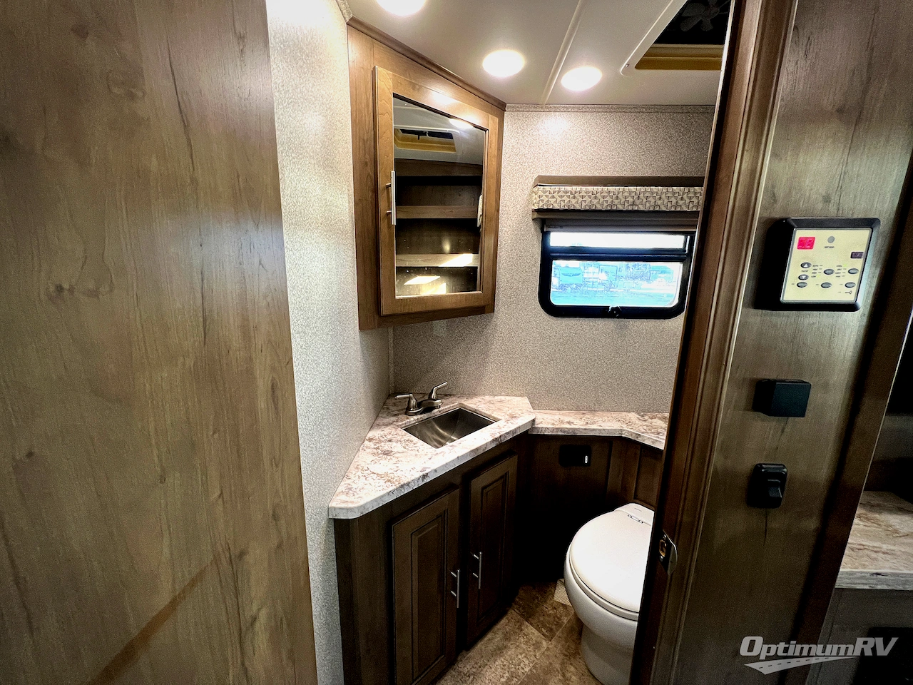 2019 Forest River Georgetown 5 Series 34H5 Photo 17