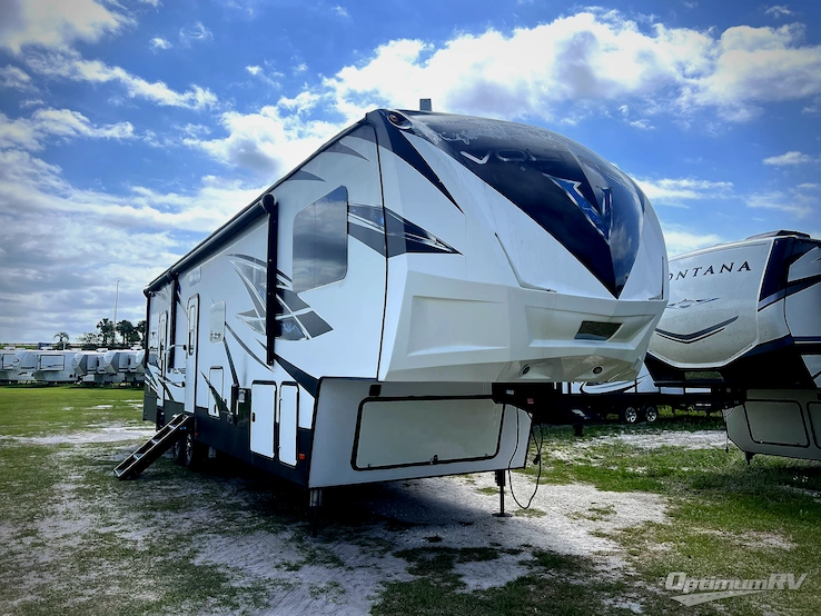 2018 Dutchmen Voltage V3705 RV Photo 1